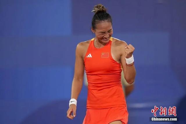 而袁思俊则 而袁思俊则