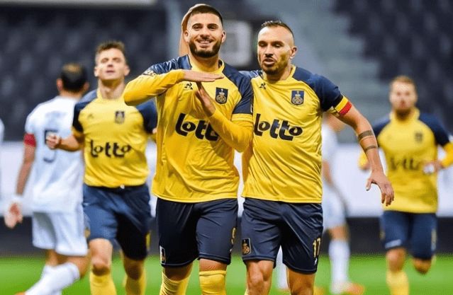 为意大利足 为意大利足